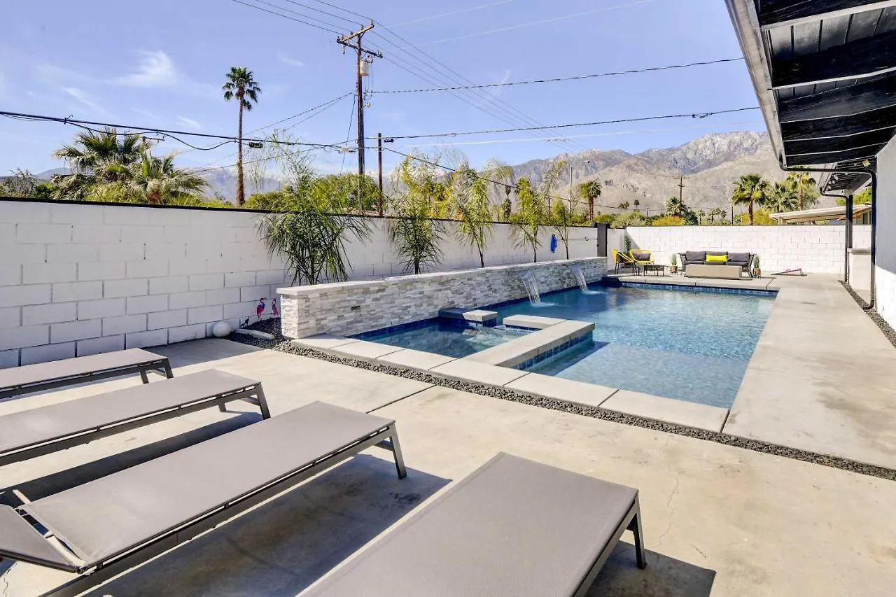 Stylish Palm Springs Home With Private Pool And Spa!