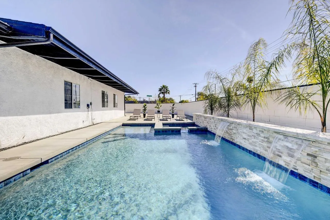 Stylish Palm Springs Home With Private Pool And Spa! United States