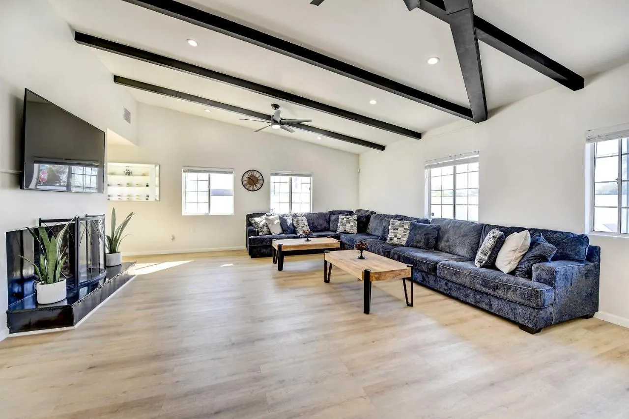 Stylish Palm Springs Home With Private Pool And Spa! 0*,  Amerikai Egyesült Államok